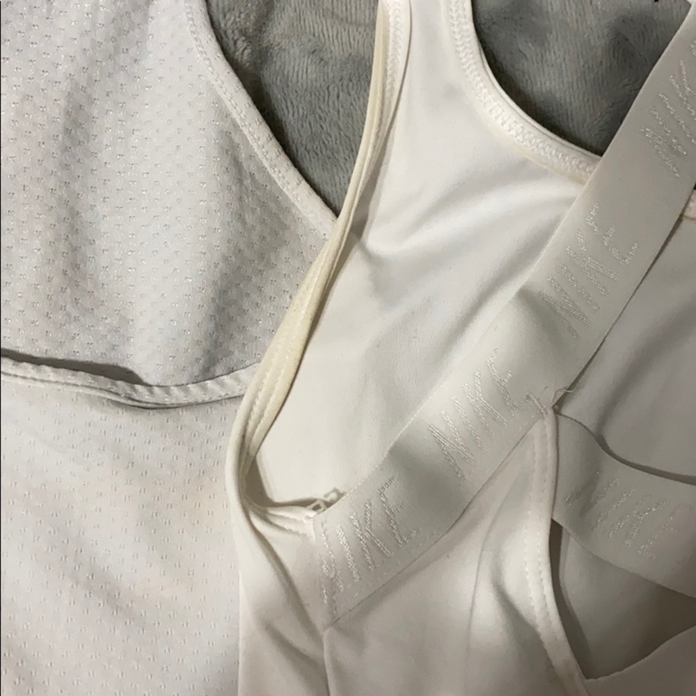 Tank top bundle - Picture 3 of 3